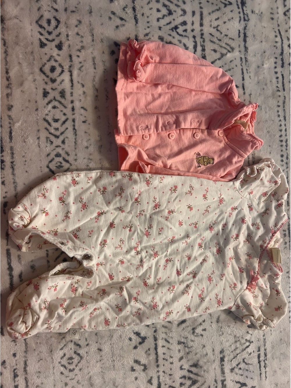 Classic Pooh Baby Outfit Set 6 Months Pink Button-Up Shirt and Floral Romper